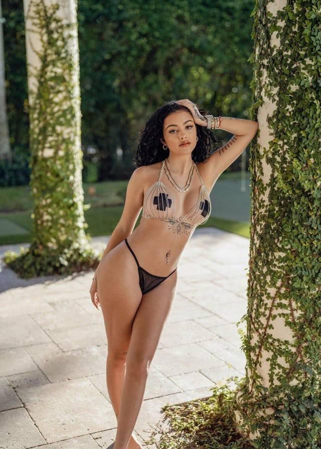 Malu Trevejo Nude Nipple Pasties Onlyfans Set Leaked