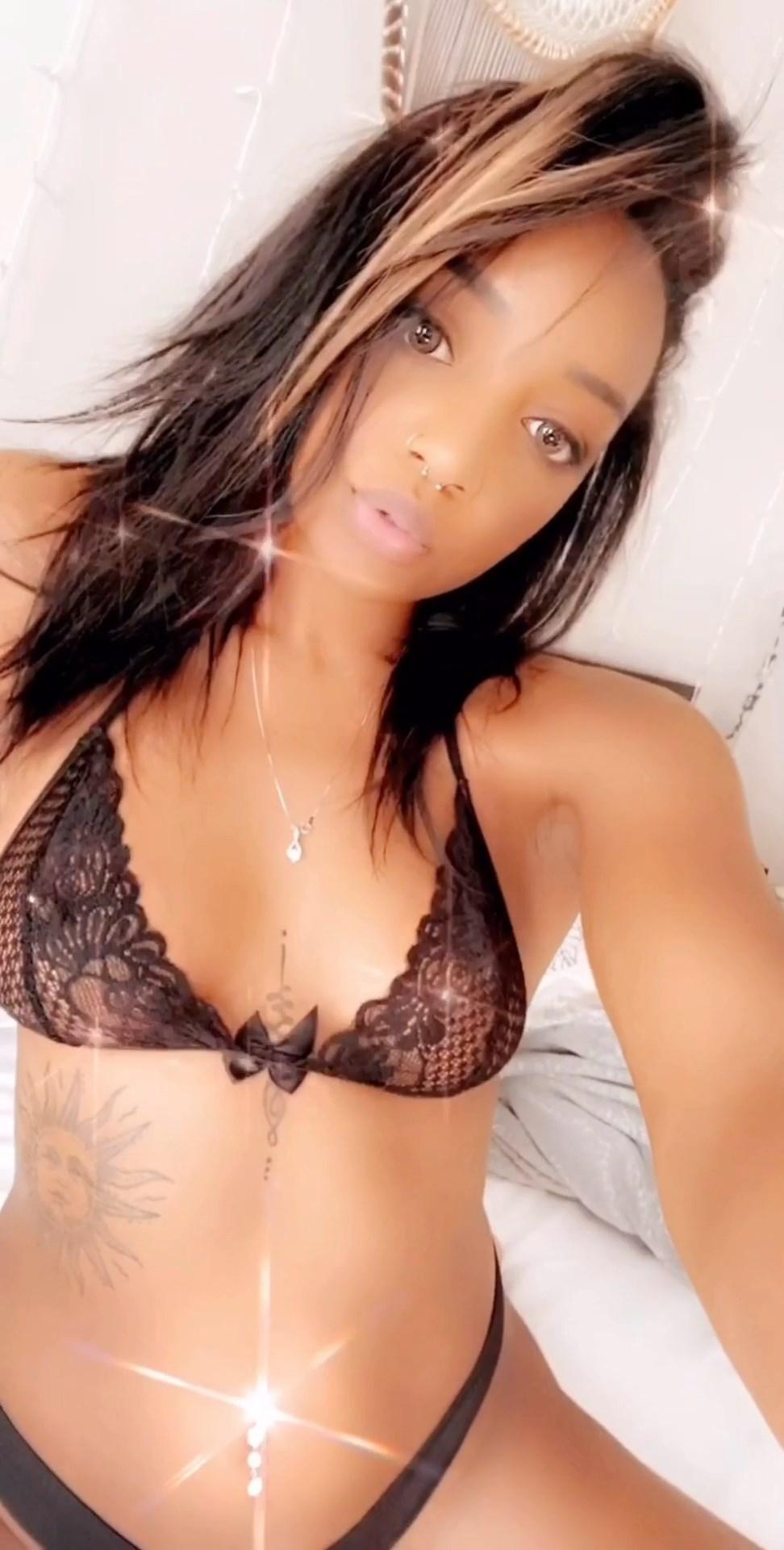 KayyyBear Lingerie Belly Dance Onlyfans Video Leaked